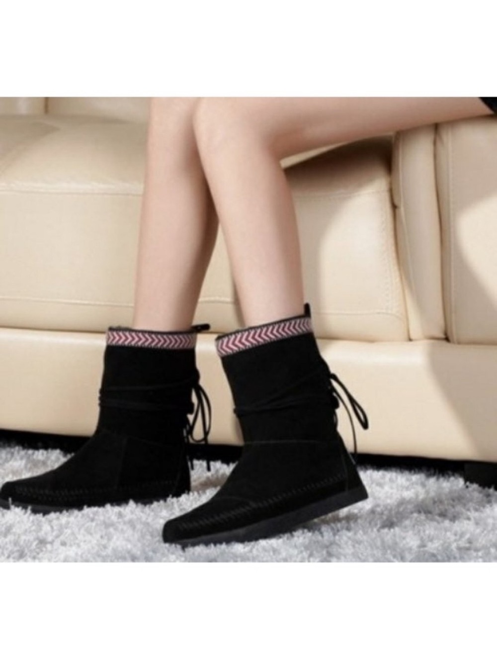 Tom’s Nepal boot Black Suede Ankle Boots with Pink Chevron Trim 6.5 NWT